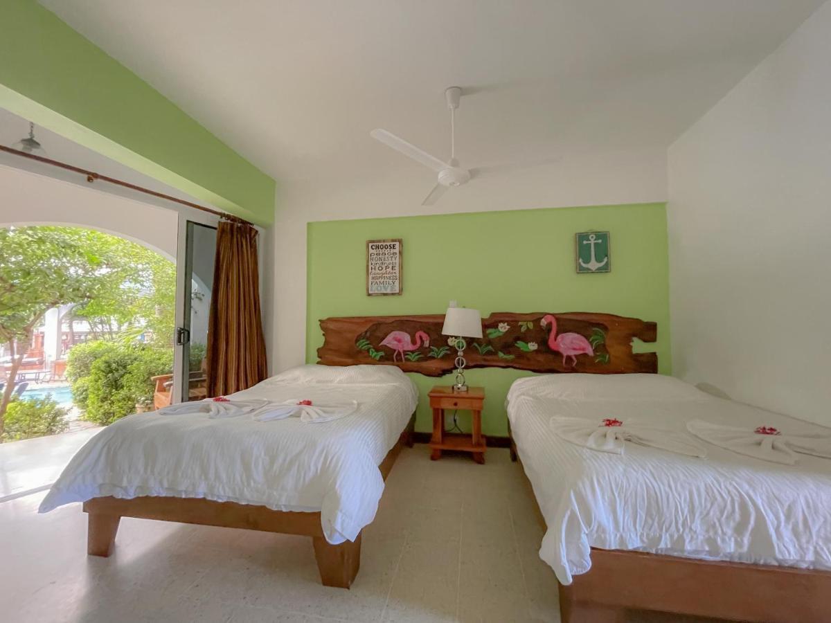 Hotel Mar Rey Tamarindo Ngoại thất bức ảnh