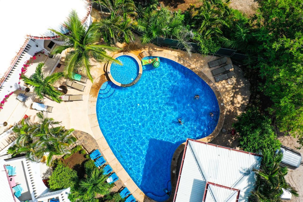 Hotel Mar Rey Tamarindo Ngoại thất bức ảnh