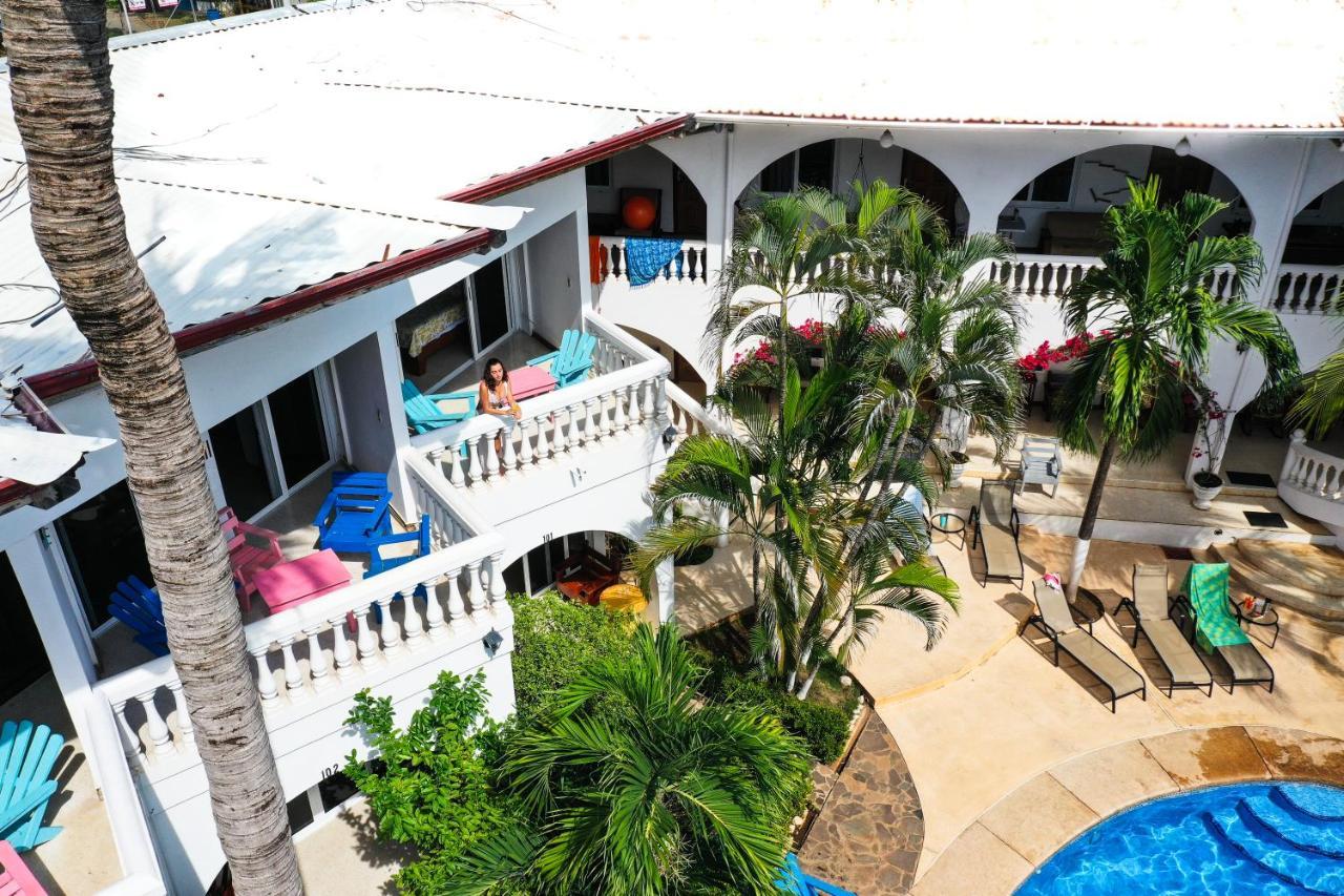 Hotel Mar Rey Tamarindo Ngoại thất bức ảnh
