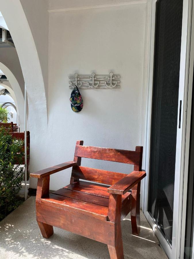 Hotel Mar Rey Tamarindo Ngoại thất bức ảnh