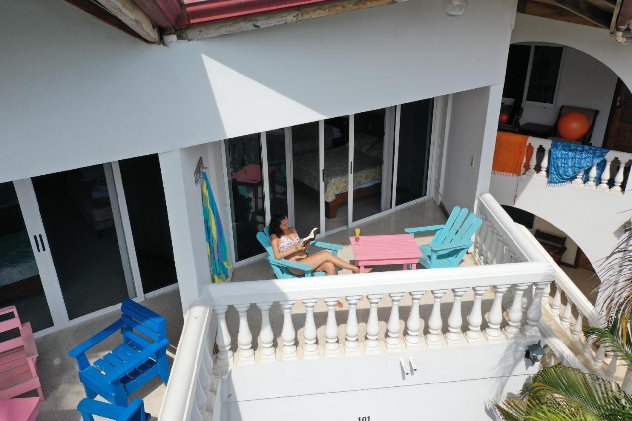 Hotel Mar Rey Tamarindo Ngoại thất bức ảnh