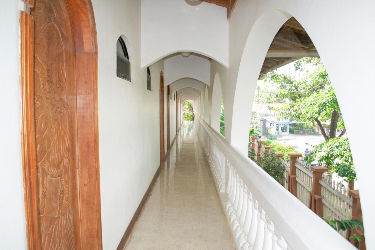 Hotel Mar Rey Tamarindo Ngoại thất bức ảnh